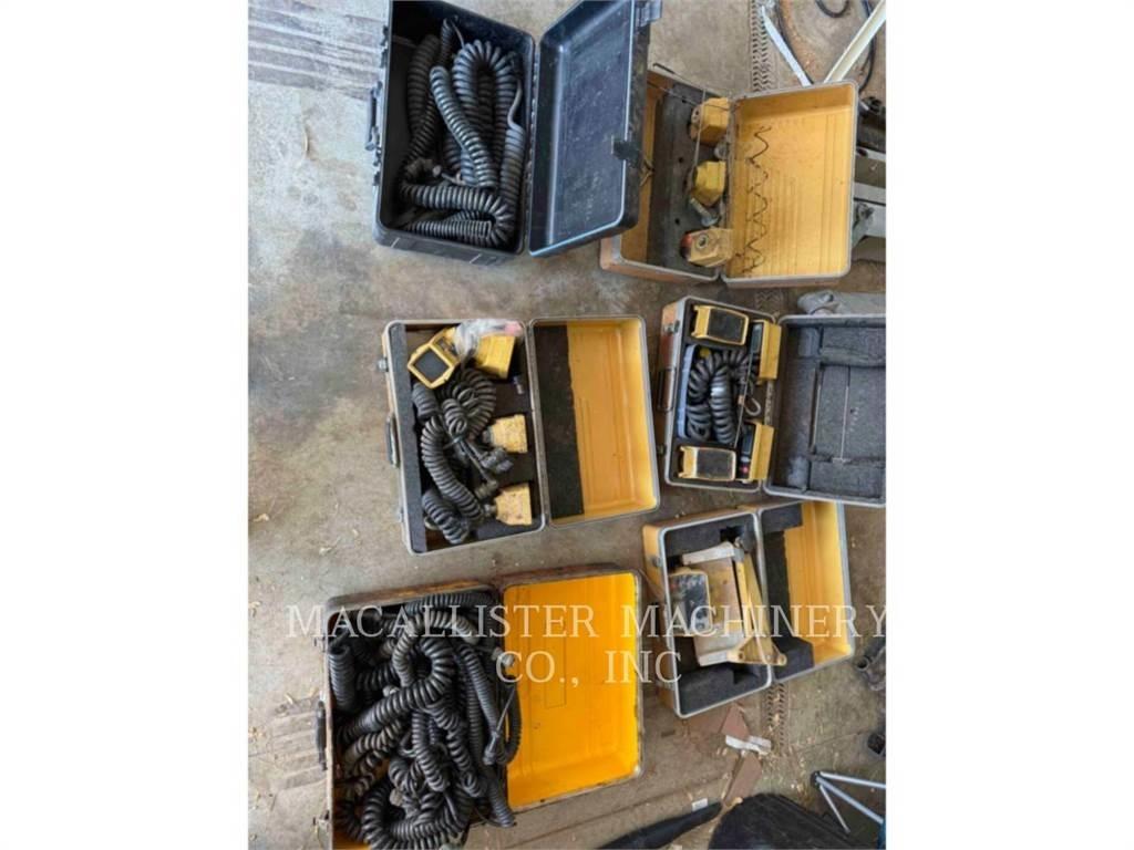 CAT AP1000B Asfaltni finišerji