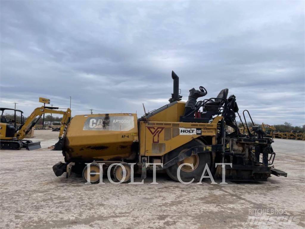 CAT AP1000F Enojni valjarji