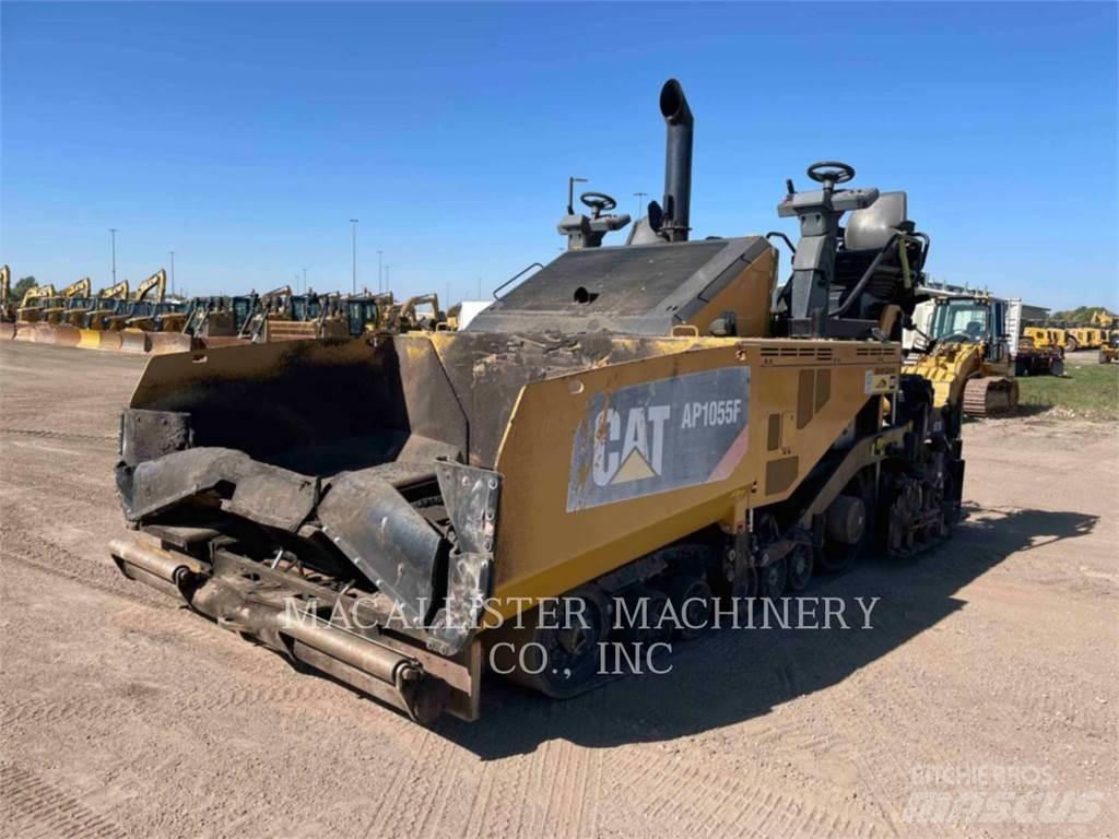 CAT AP1055F Asfaltni finišerji