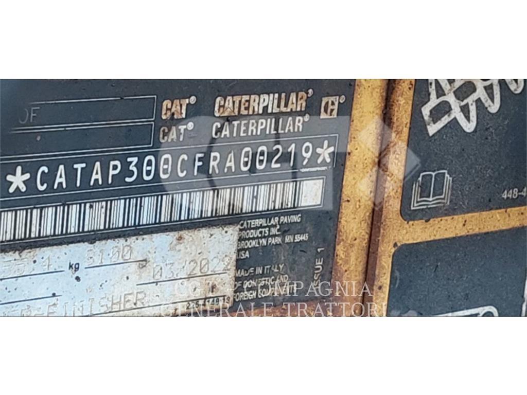 CAT AP300F Asfaltni finišerji