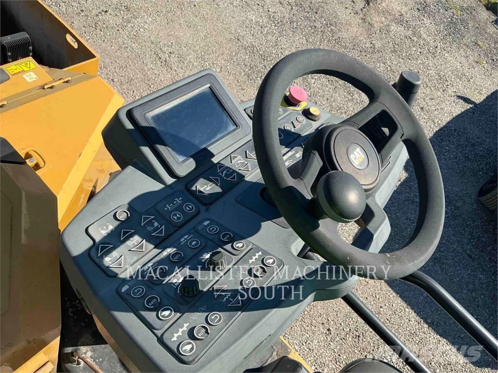 CAT AP555F Asfaltni finišerji