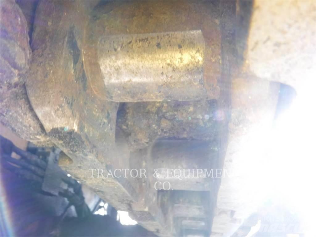 CAT AP650B Asfaltni finišerji