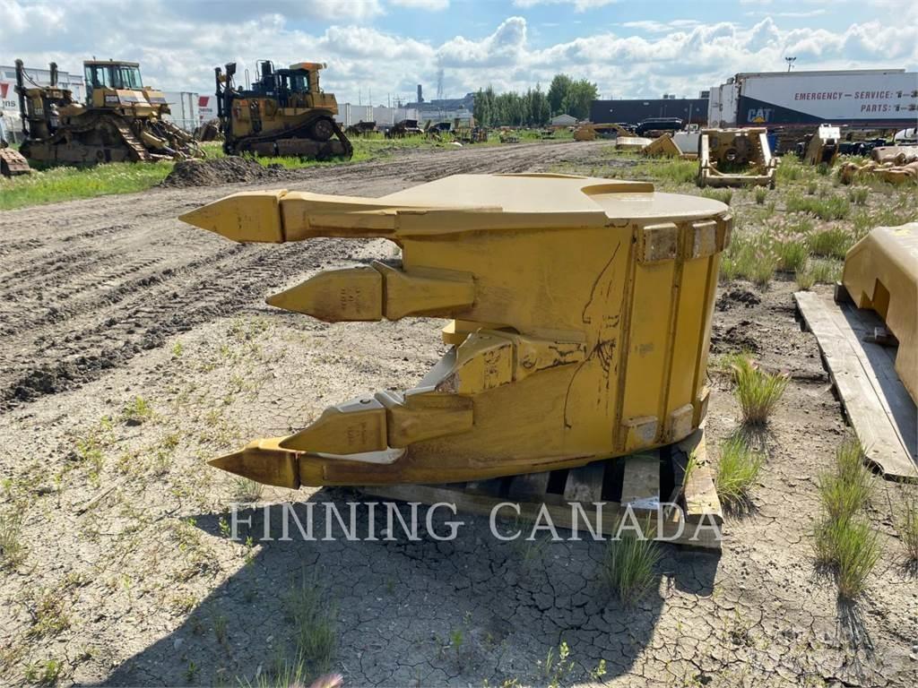 CAT ATTACHMENTS 390F Žlice