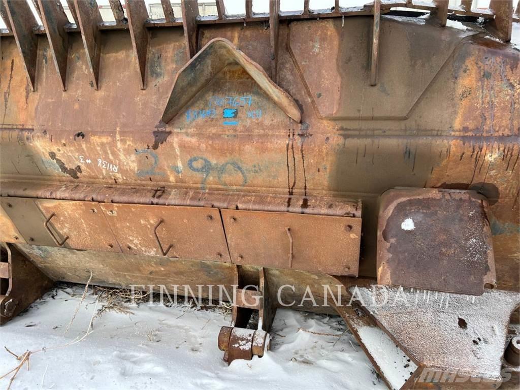 CAT ATTACHMENTS D10T Deske / noži