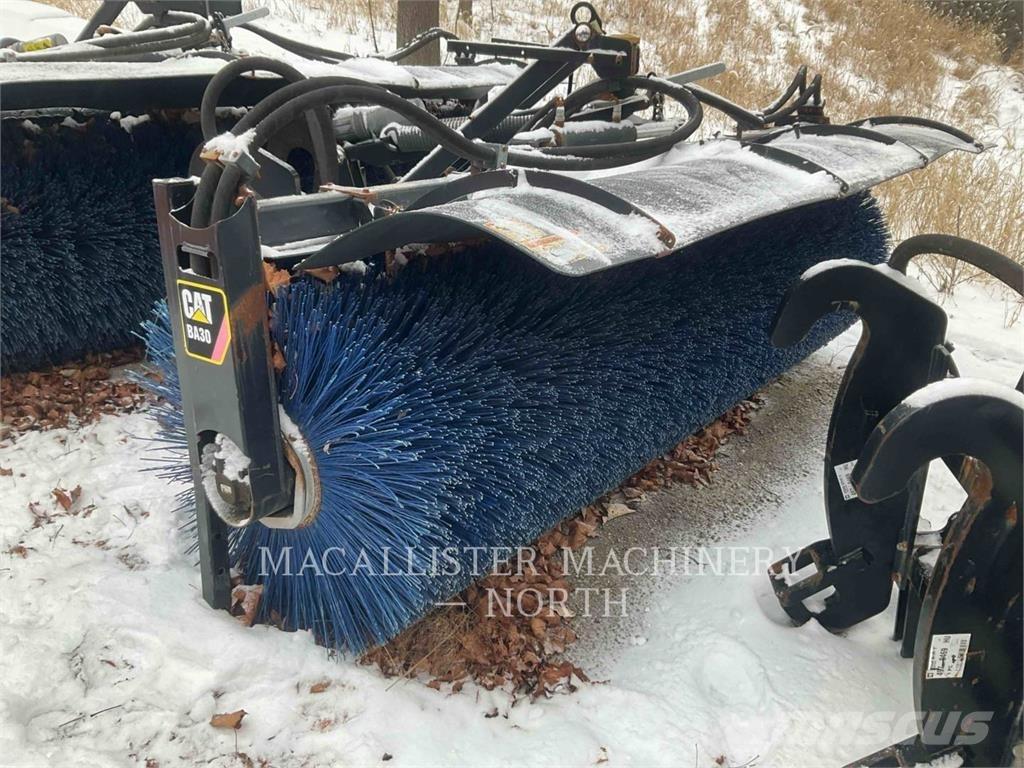 CAT BA30 Metle