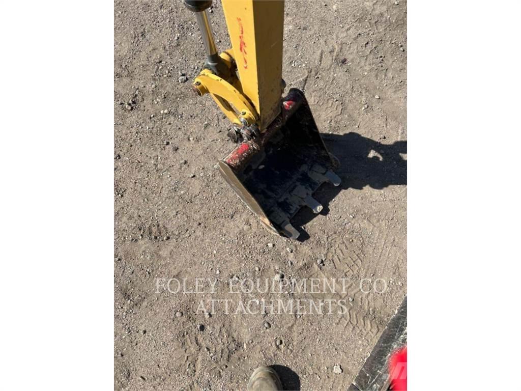 CAT BK300P15 Bagri goseničarji