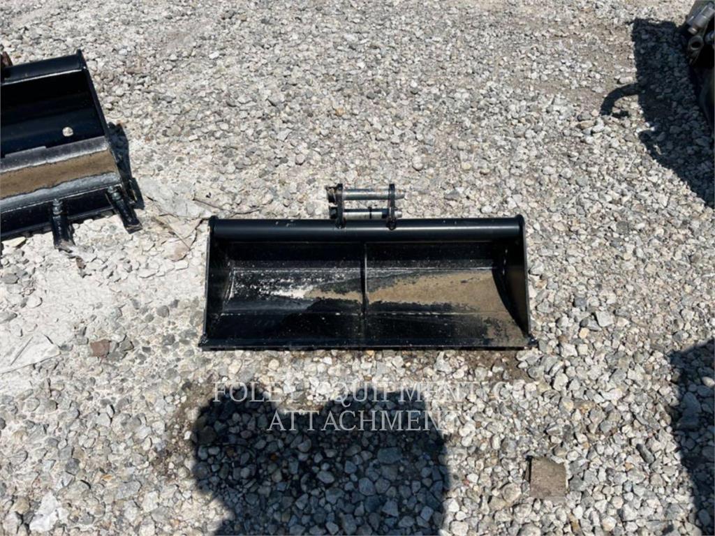 CAT BK300P28 Bagri goseničarji