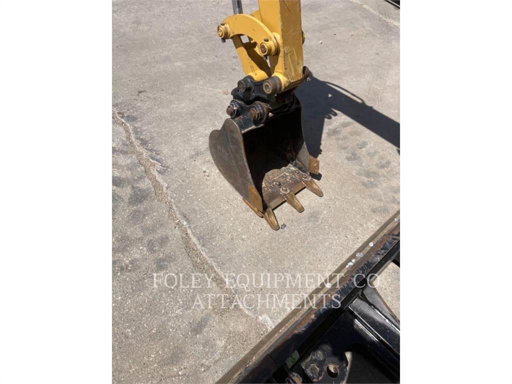 CAT BK302P18 Bagri goseničarji