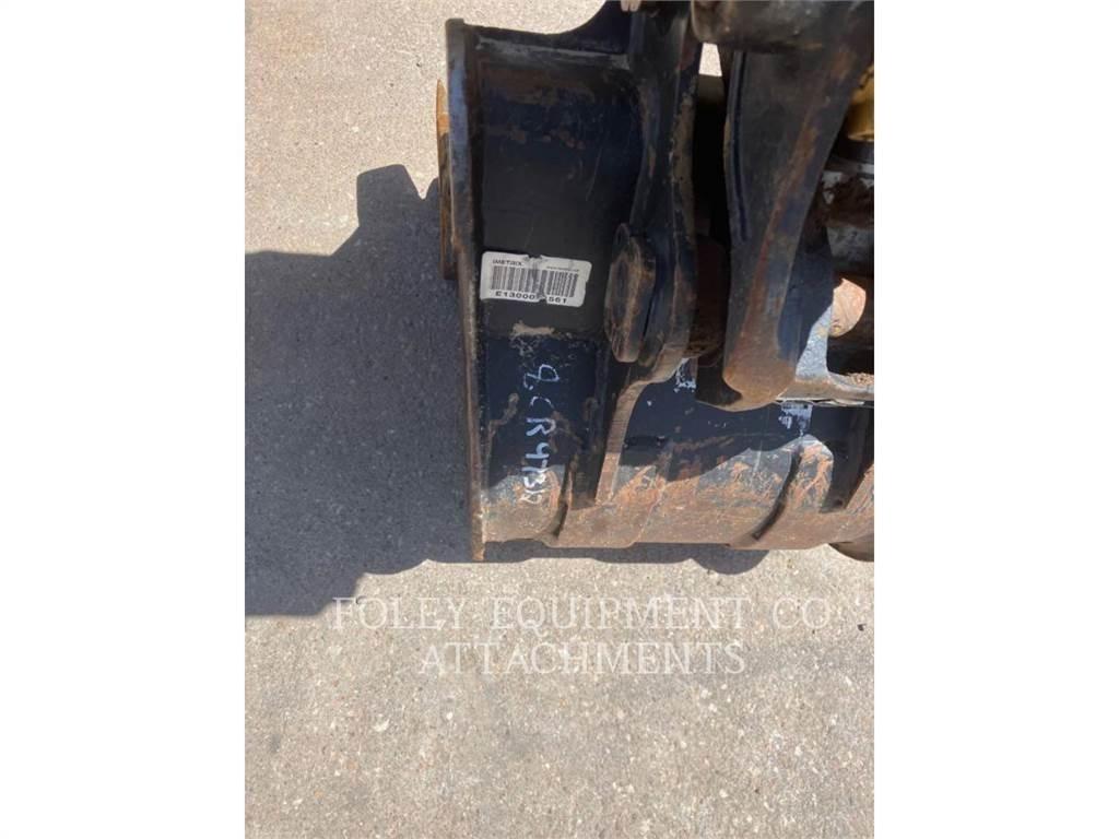 CAT BK302P18 Bagri goseničarji