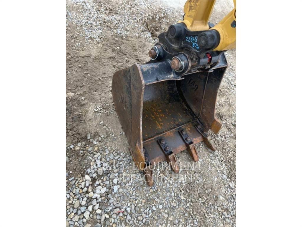 CAT BK302P24 Bagri goseničarji