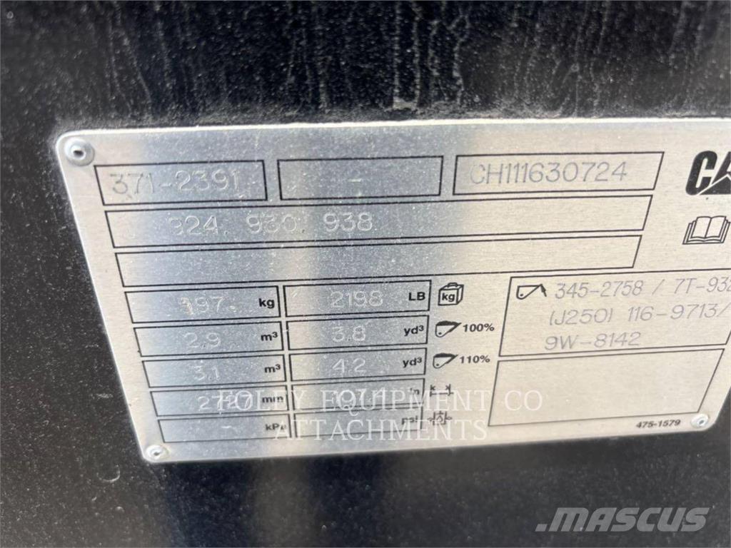 CAT BK38V38GP Kolesni nakladalci