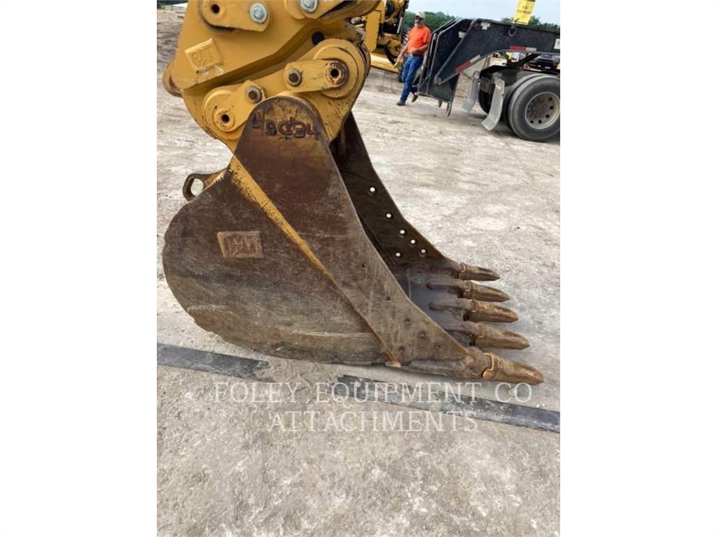 CAT BKHEXPCB42 Bagri goseničarji