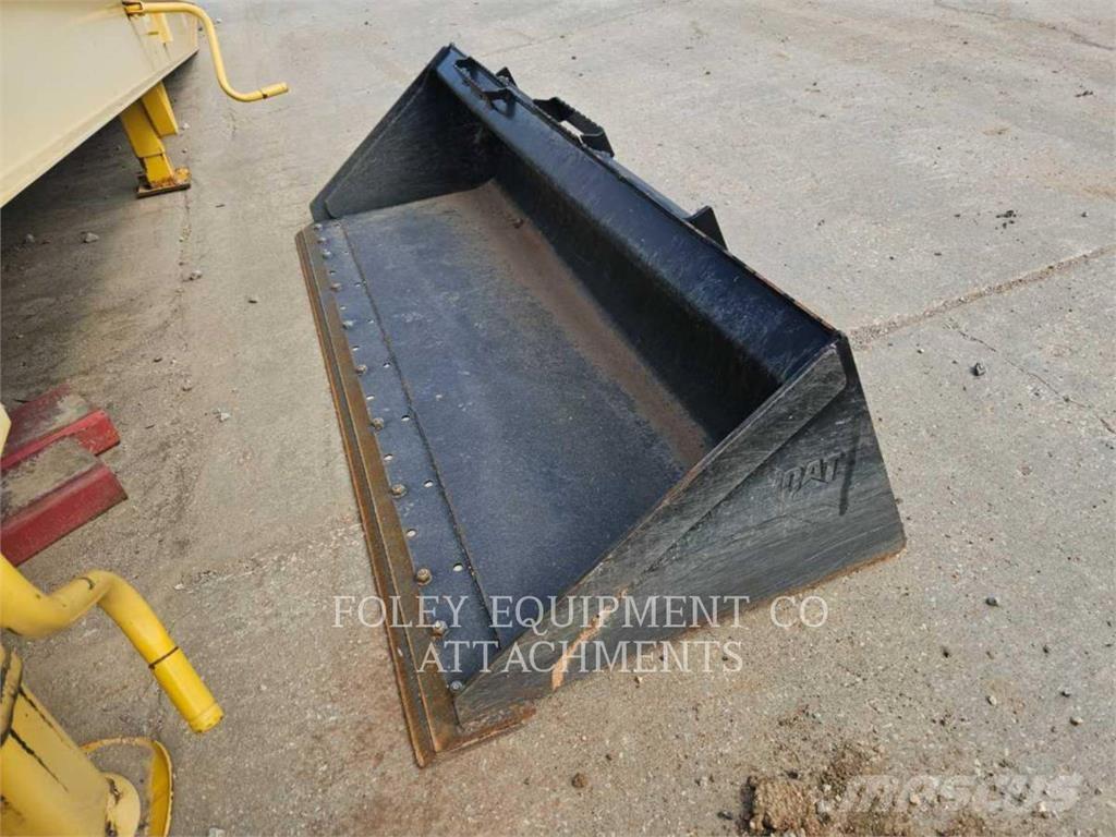 CAT BKSSLGP80S Skid steer mini nakladalci