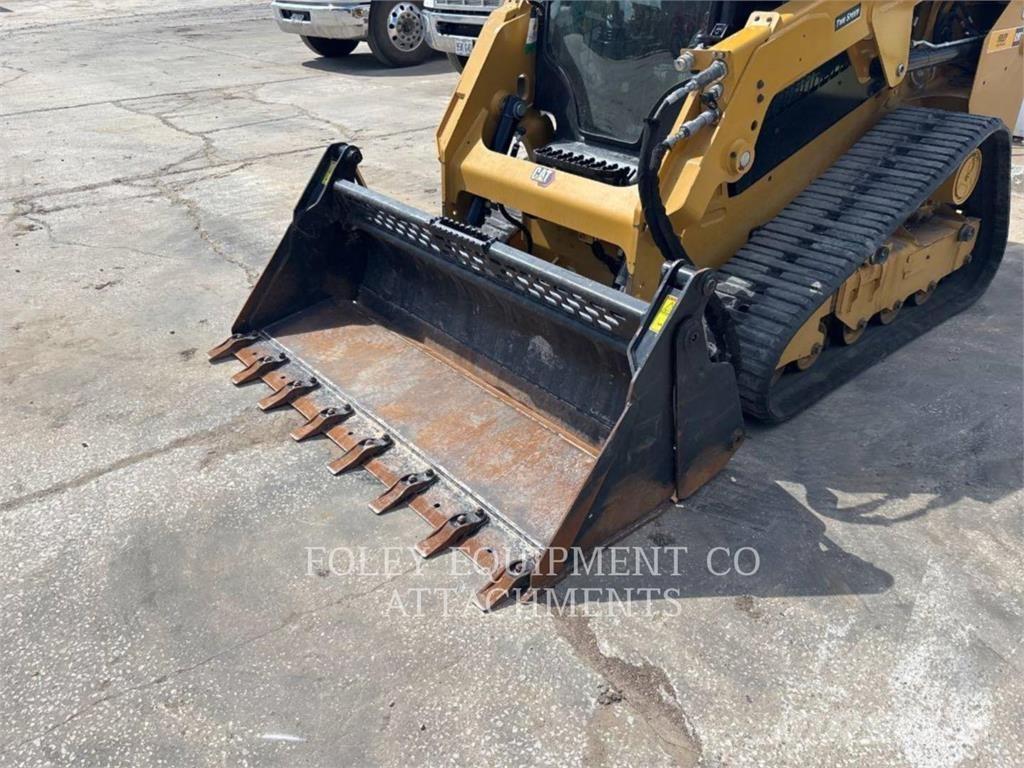 CAT BKSSLMP74T Skid steer mini nakladalci