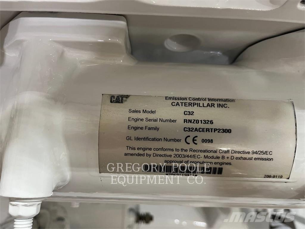 CAT C32 Ladijski pomožni motorji