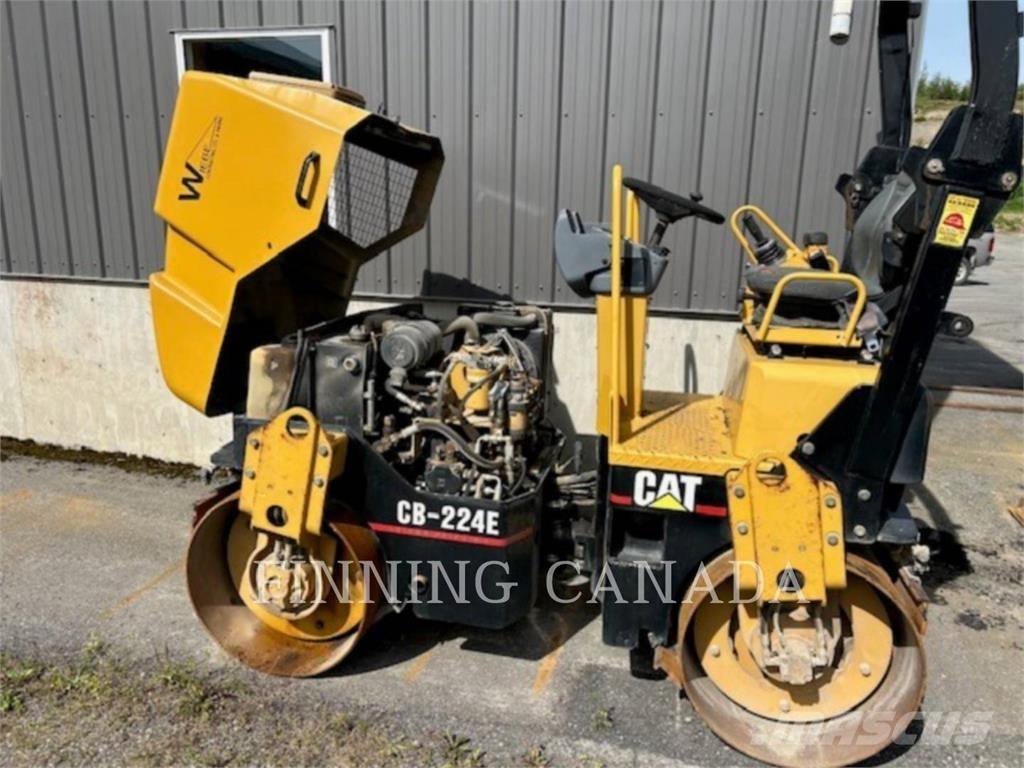 CAT CB-224E Kompaktorji tal