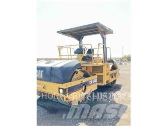 CAT CB-634C Dvojni valjarji