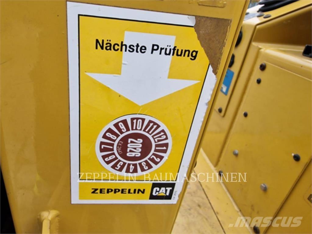 CAT CB1.7 Kompaktorji tal