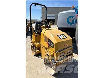 CAT CB1.7-03 Kompaktorji tal