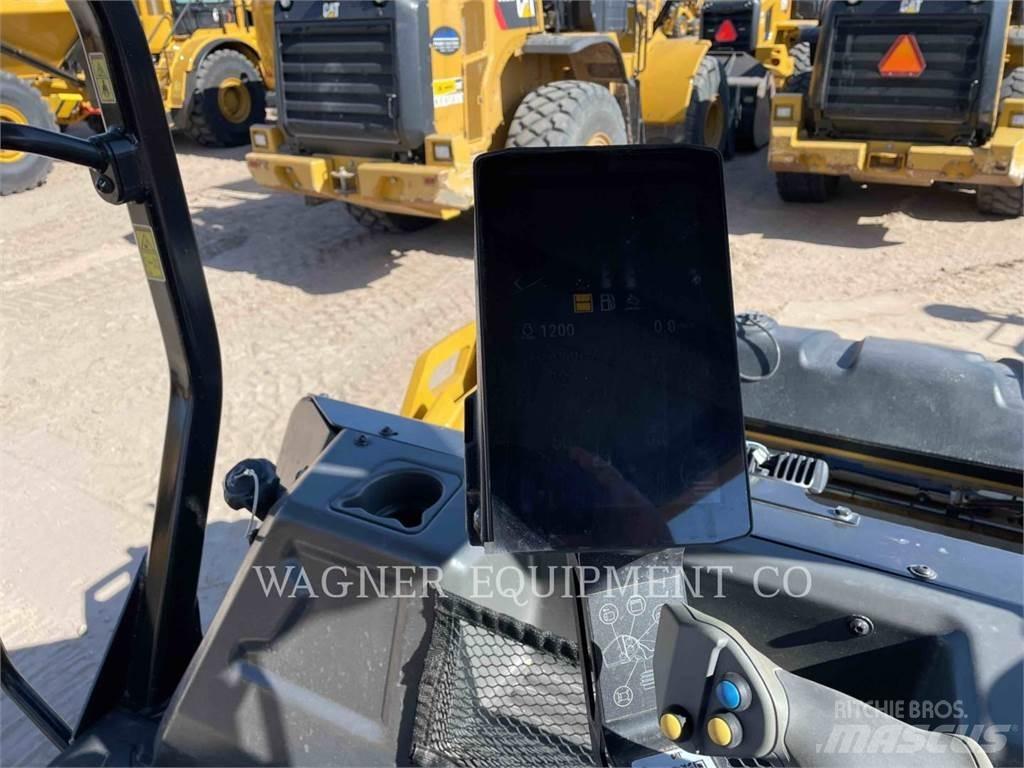 CAT CB10 Kompaktorji tal