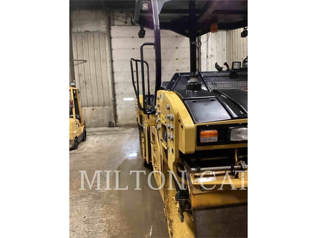 CAT CB13 Kompaktorji tal