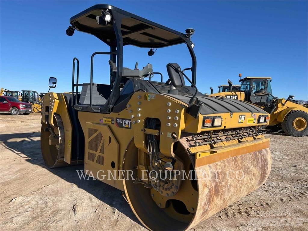 CAT CB15 Kompaktorji tal