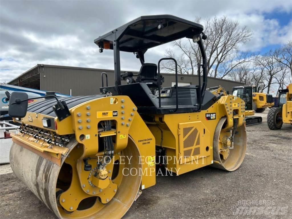 CAT CB15-01 Kompaktorji tal