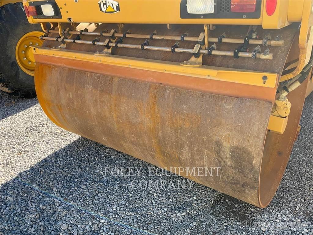 CAT CB15-01 Kompaktorji tal