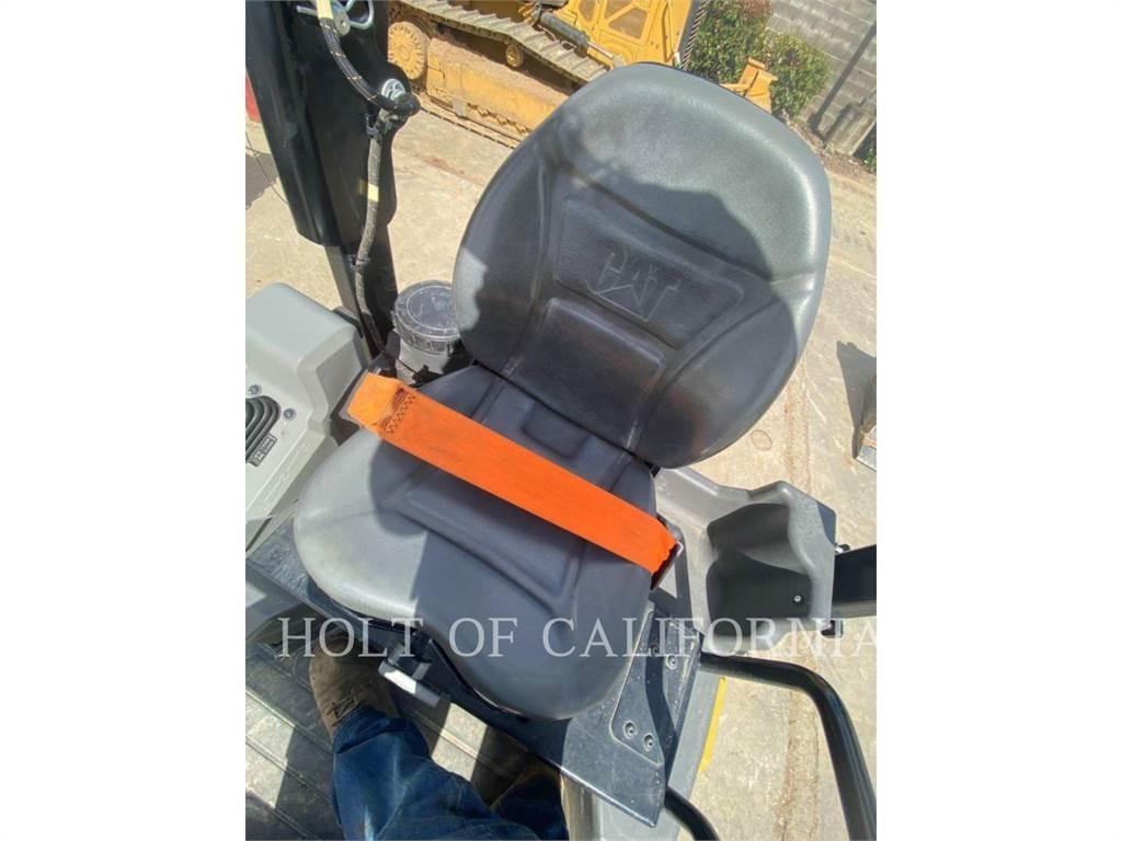CAT CB2.5 GC Kompaktorji tal