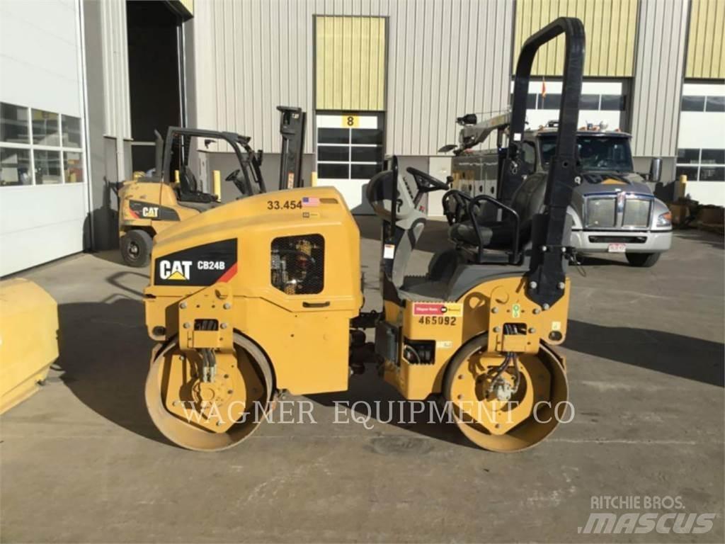CAT CB24B Kompaktorji tal