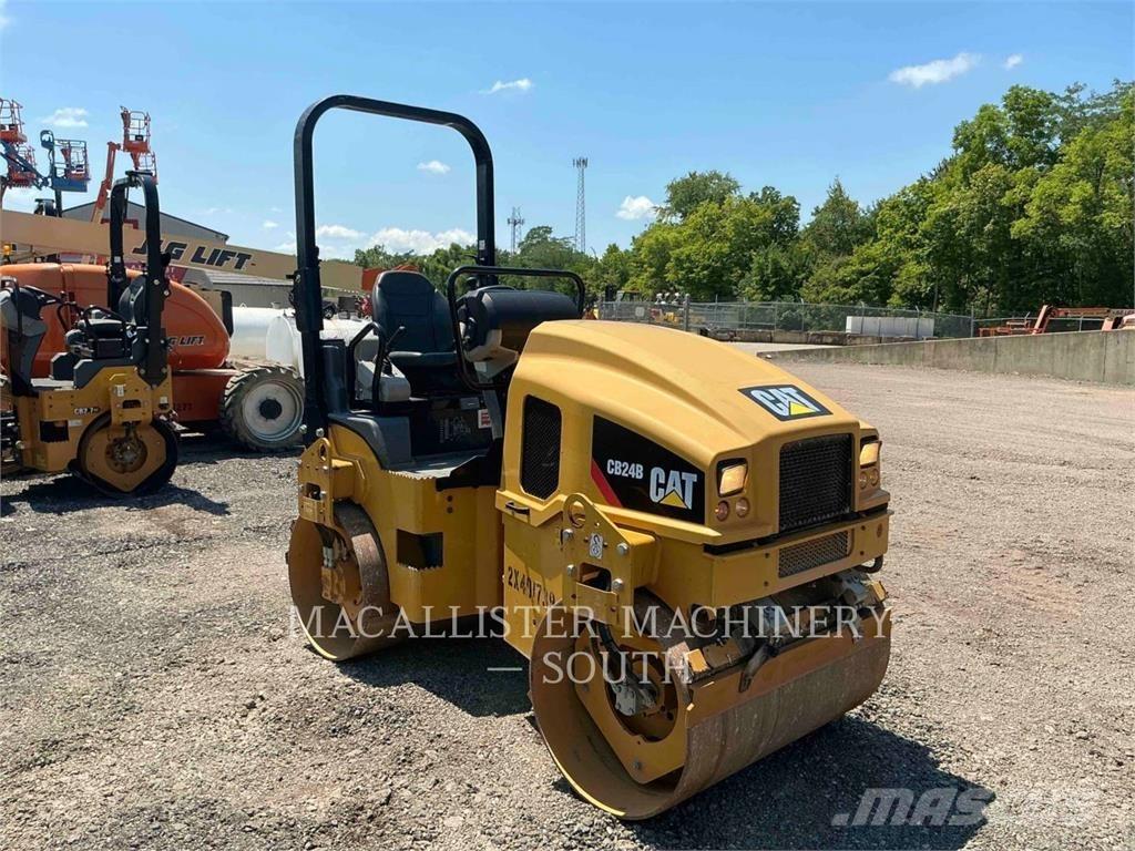 CAT CB24B Dvojni valjarji