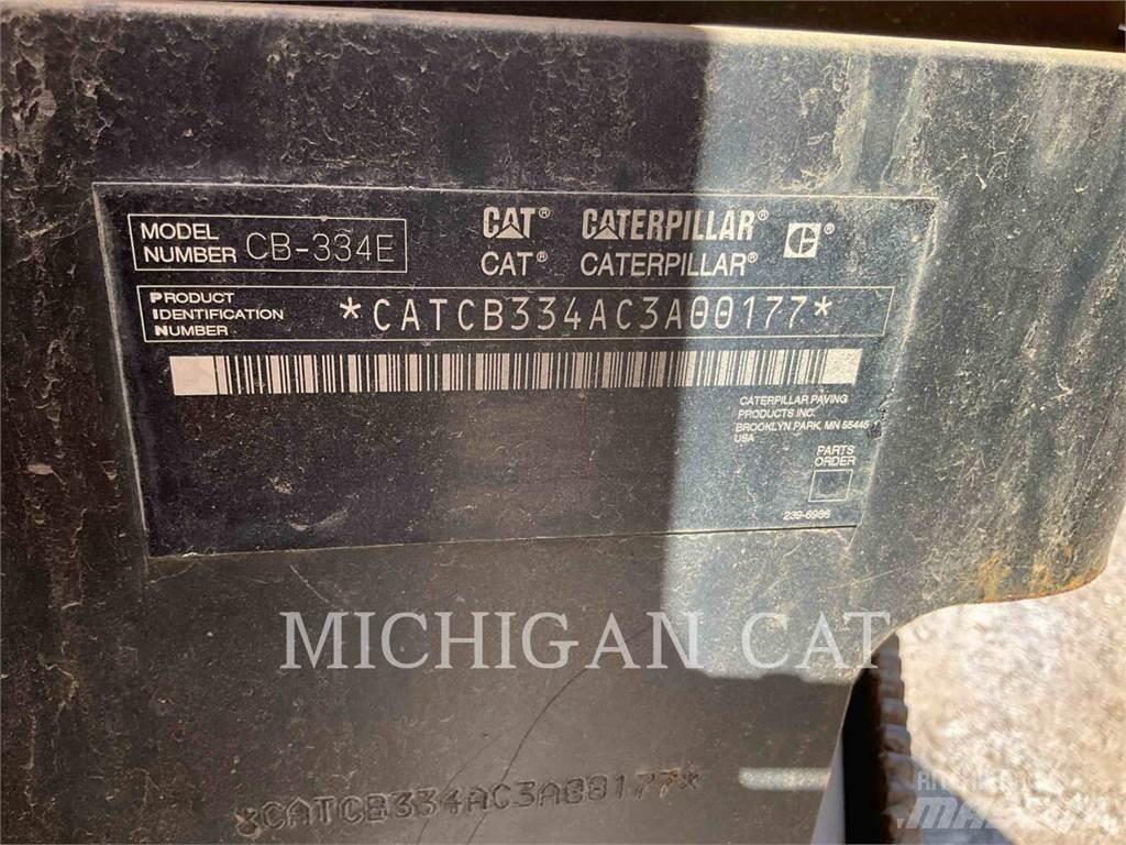 CAT CB334E Enojni valjarji