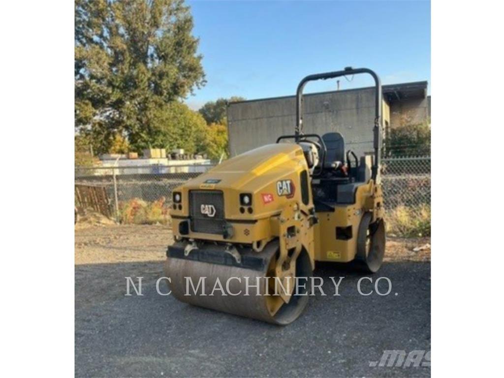 CAT CB4.0 Asfaltni finišerji