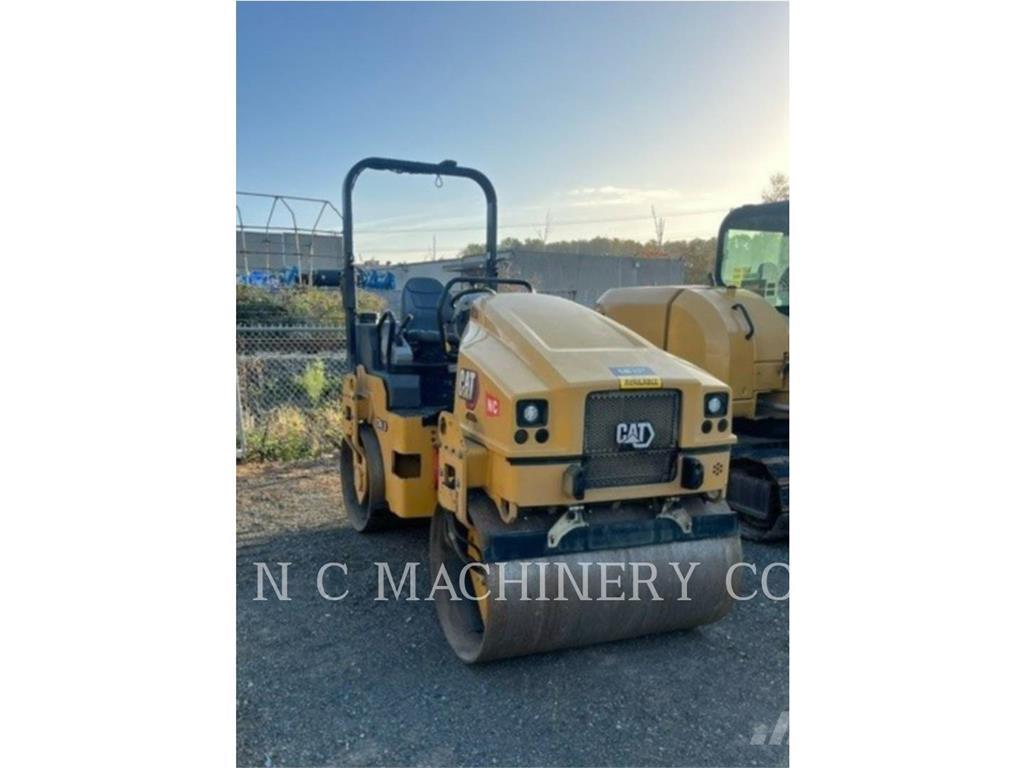 CAT CB4.0 Asfaltni finišerji