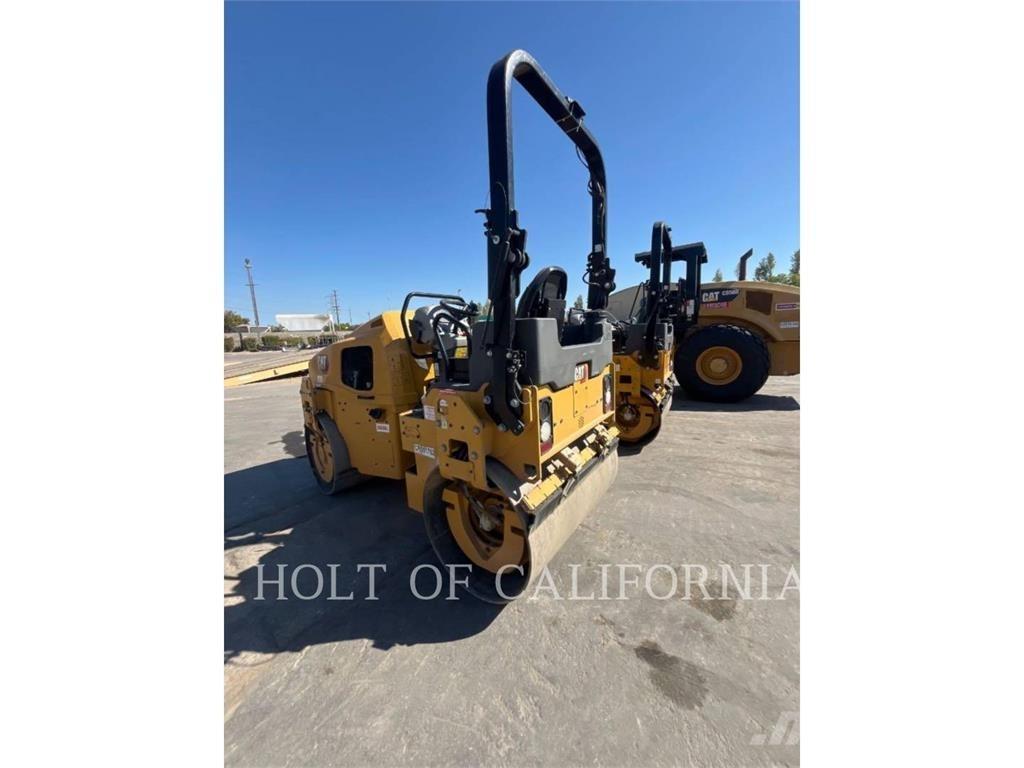 CAT CB4.0 Kompaktorji tal