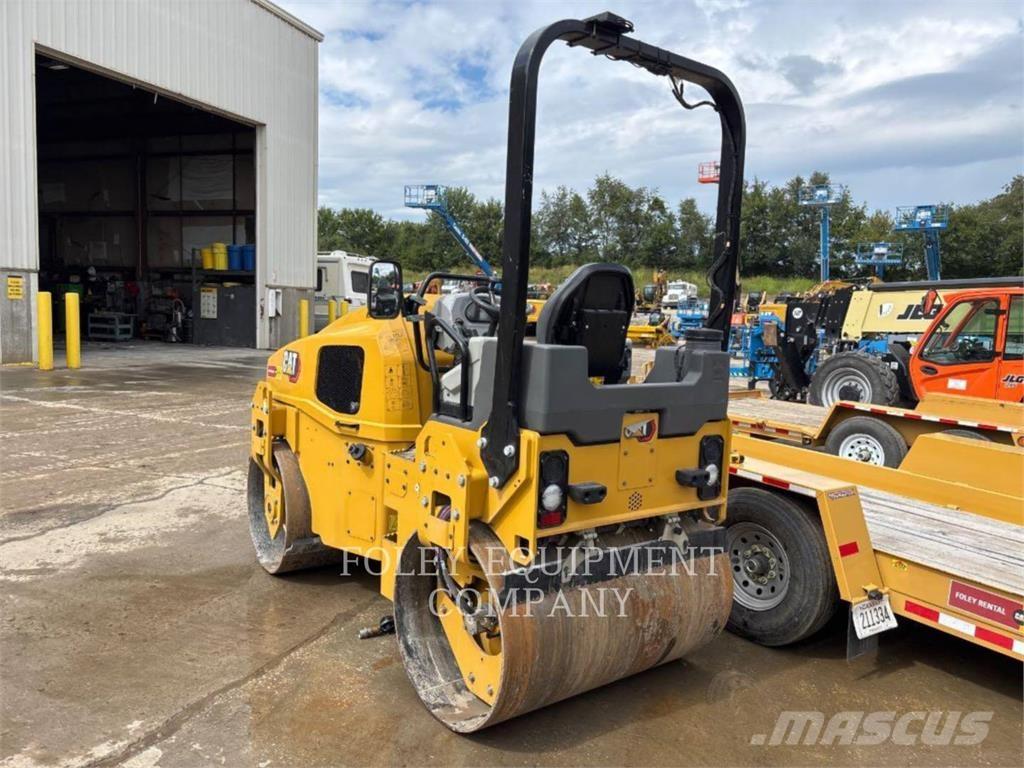 CAT CB4.0-03 Kompaktorji tal