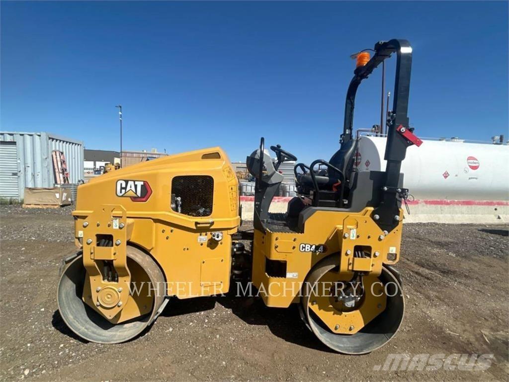 CAT CB4.4 Dvojni valjarji