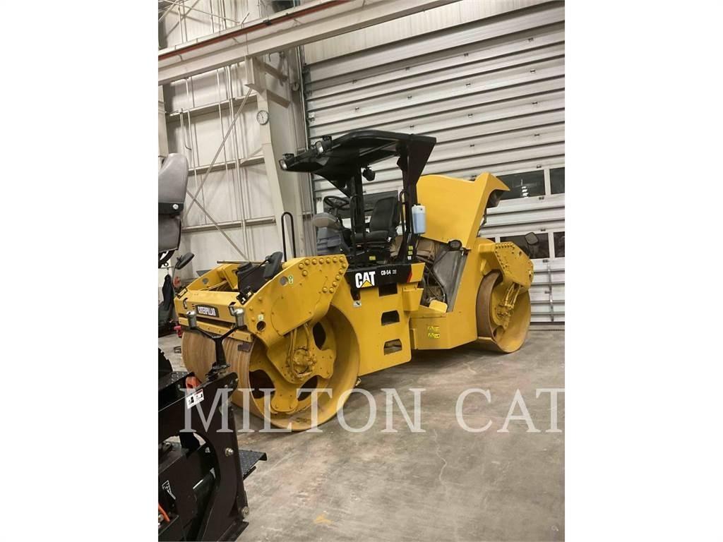 CAT CB54 XW Kompaktorji tal