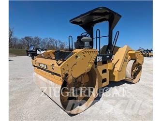 CAT CB64 Kompaktorji tal