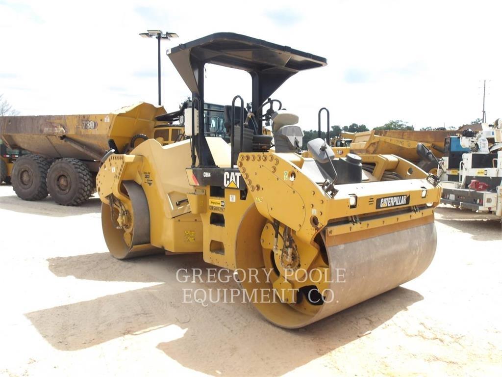 CAT CB64 Dvojni valjarji
