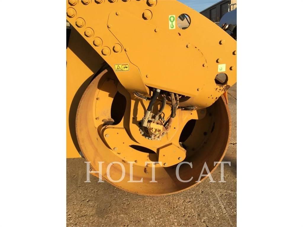 CAT CB64 Enojni valjarji