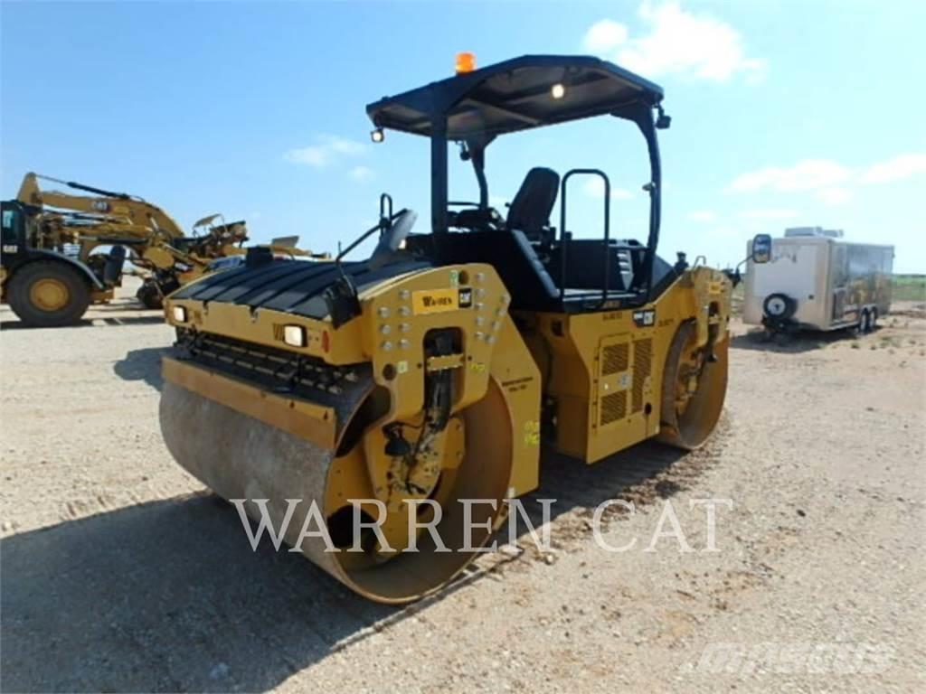 CAT CB66B Dvojni valjarji