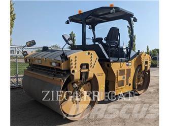 CAT CB68B Kompaktorji tal