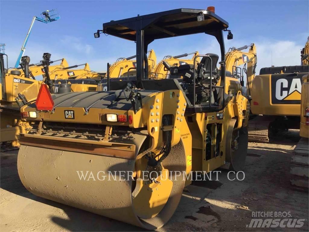 CAT CB68B Kompaktorji tal