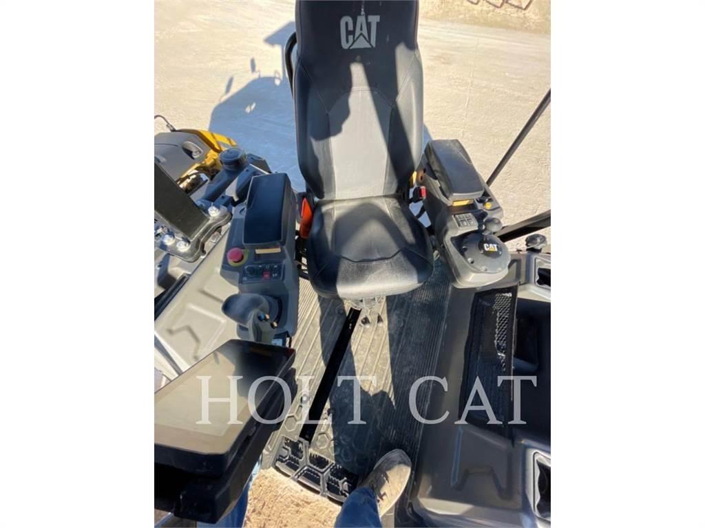 CAT CB7 Enojni valjarji