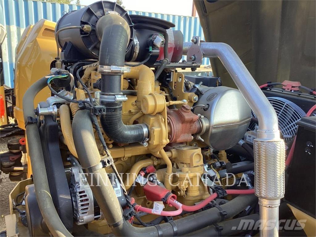 CAT CC 4.0 Kompaktorji tal