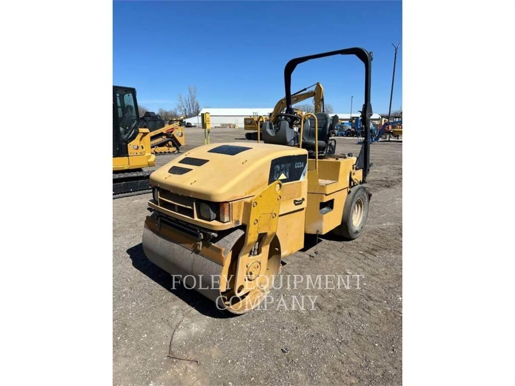 CAT CC34 Kompaktorji tal