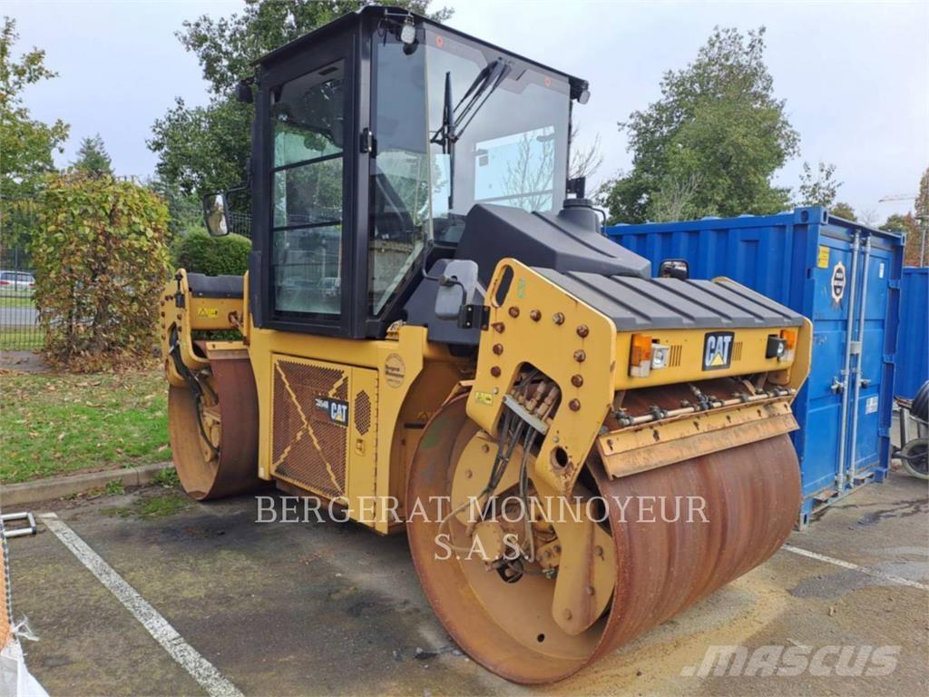 CAT CD54B Kompaktorji tal