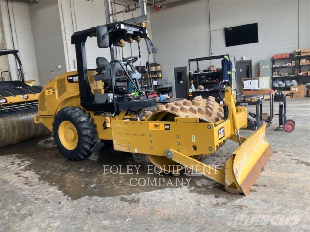 CAT CP44B Kompaktorji tal