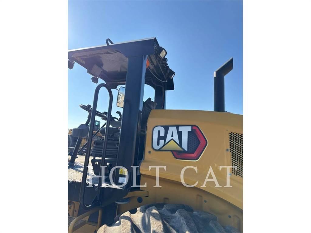 CAT CP56B Kompaktorji tal